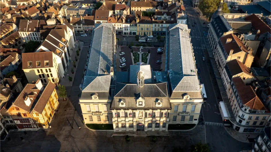 parc de l'Hôtel de Ville de Troyes 1