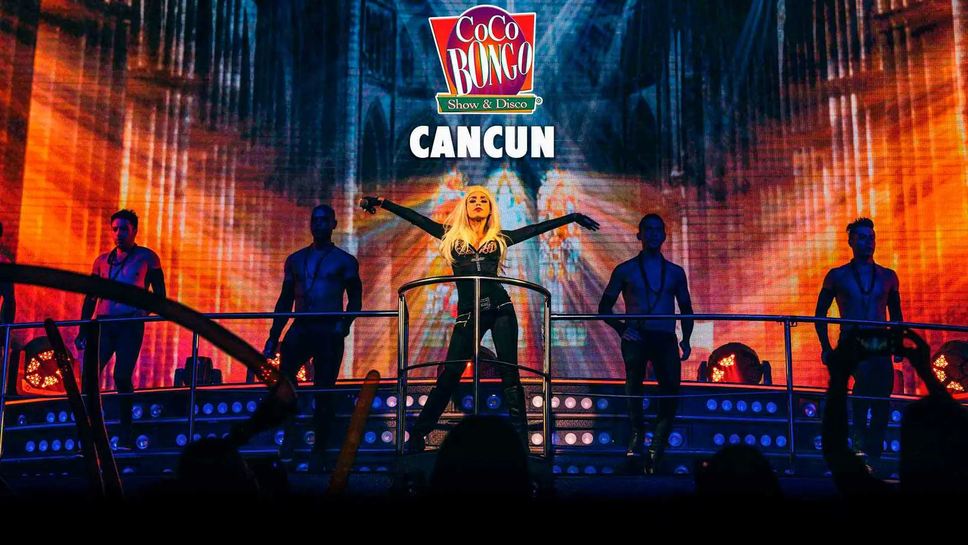 Découvrir la vie nocturne animée de Cancún2