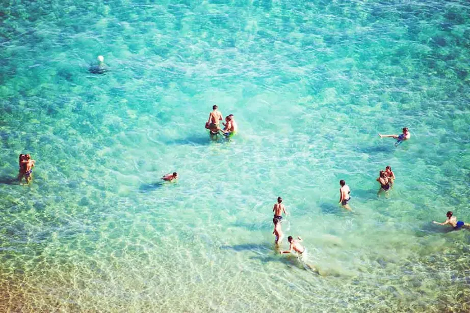 Détente à la plage de Vintimille