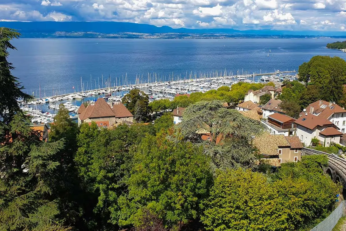Flâner dans le centre historique de Thonon les Bains