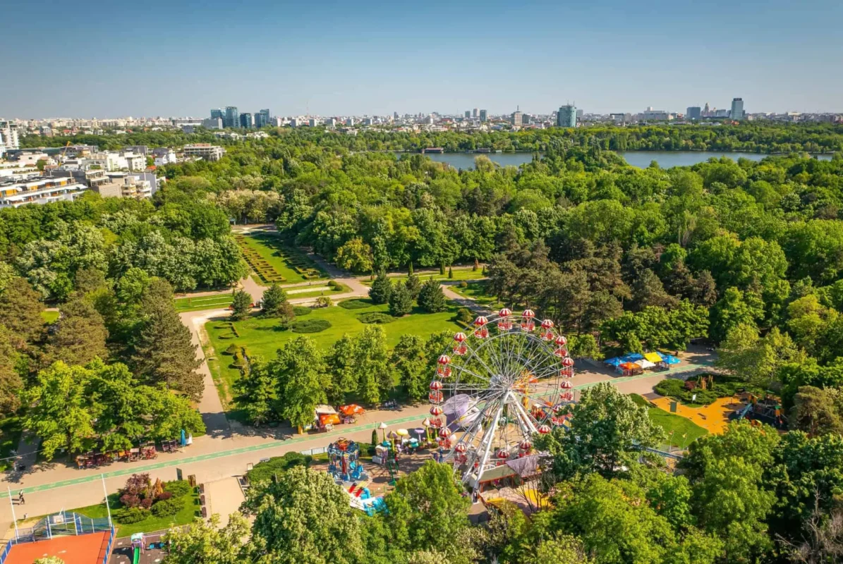 Se promener dans le parc Herăstrău