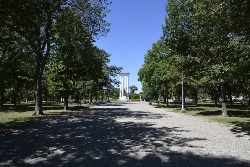 Se promener sur le Cours Foucault 2