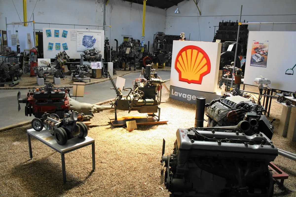 Visiter le Musée du Moteur