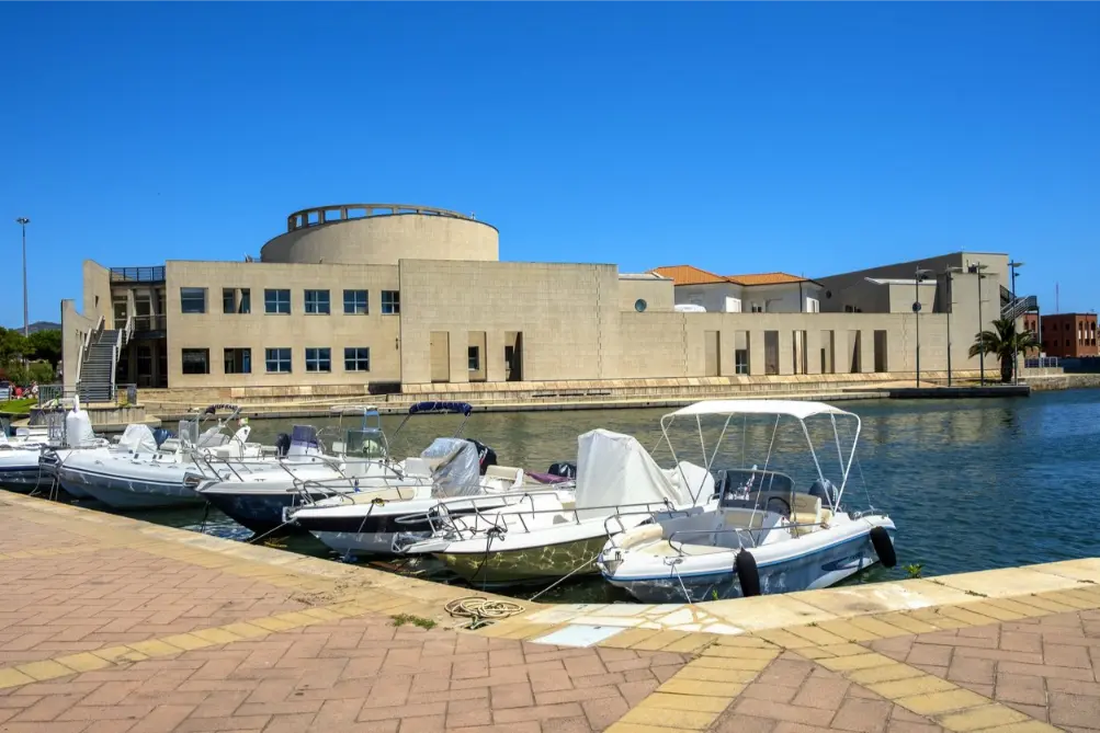 Visiter le Musée Archéologique d'Olbia 1