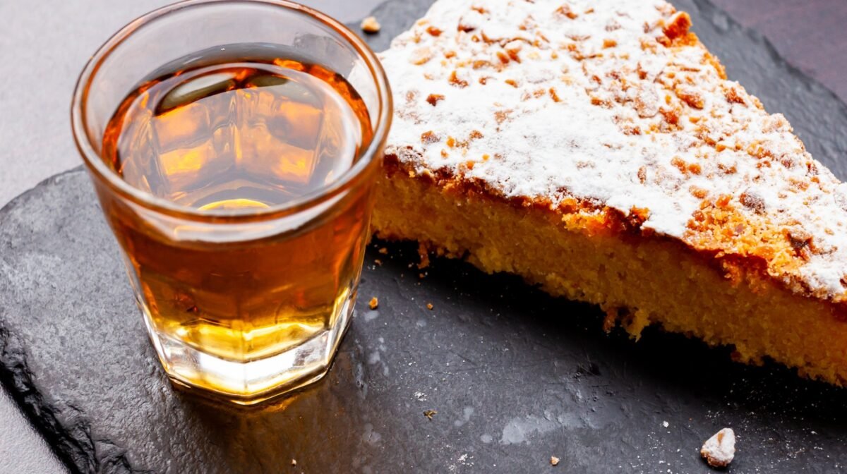 Tarta de Santiago à déguster avec un cidre frais