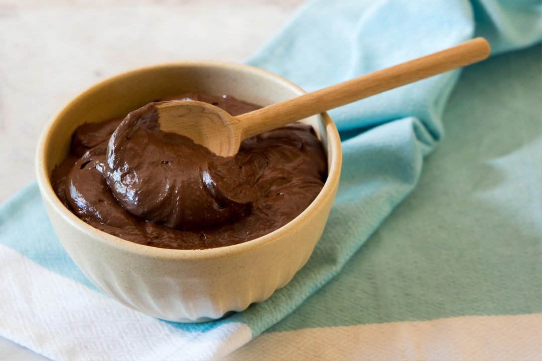 découvrez notre délicieux yaourt au chocolat, alliant douceur et onctuosité pour une pause gourmande saine et savoureuse.