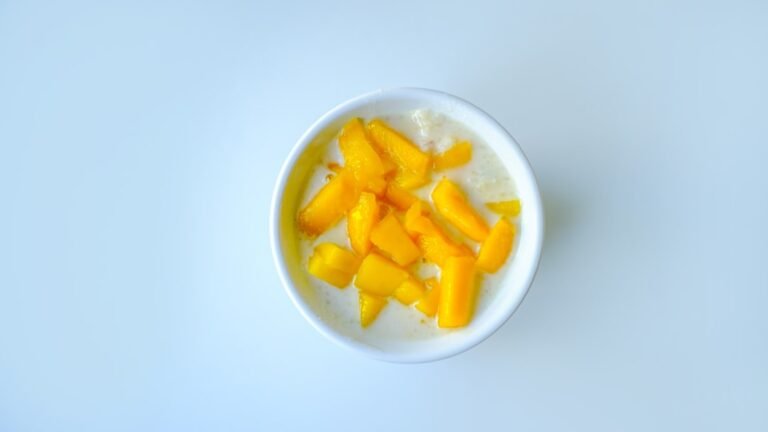 découvrez notre trancheuse à mangue pratique et efficace, parfaite pour couper facilement et rapidement vos mangues en tranches parfaites.