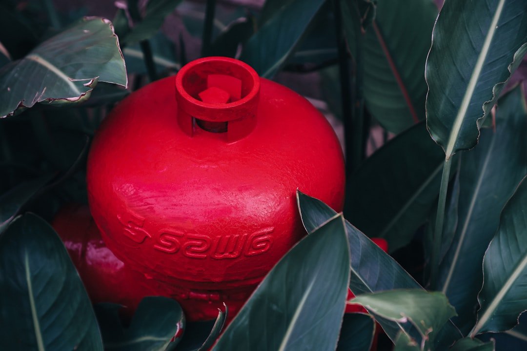 découvrez notre gamme de bouteilles de gaz sécurisées et fiables, adaptées à tous vos besoins domestiques et professionnels.