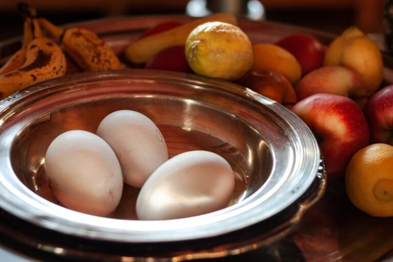découvrez comment réaliser des blancs d'œufs parfaits à chaque fois, pour des recettes légères et savoureuses.