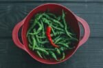 découvrez les meilleures méthodes pour préserver la fraîcheur des piments et profiter pleinement de leur saveur intense.