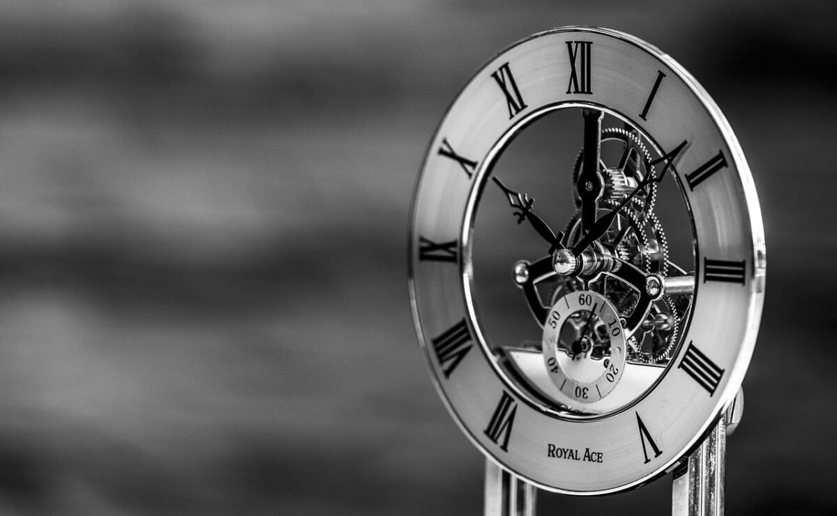18h18 signification : l'heure miroir révèle votre destin