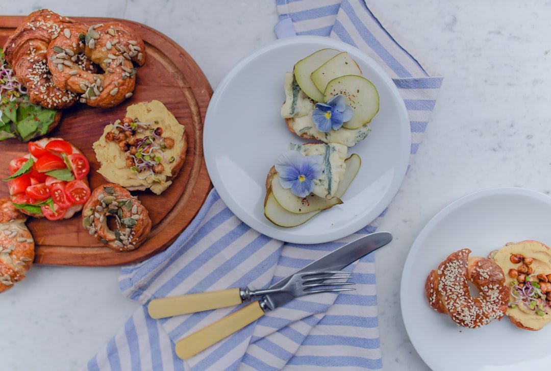 découvrez des recettes savoureuses et saines spécialement conçues pour votre friteuse à air. profitez de plats croustillants avec moins de graisse et préparez facilement des repas pour toute la famille.