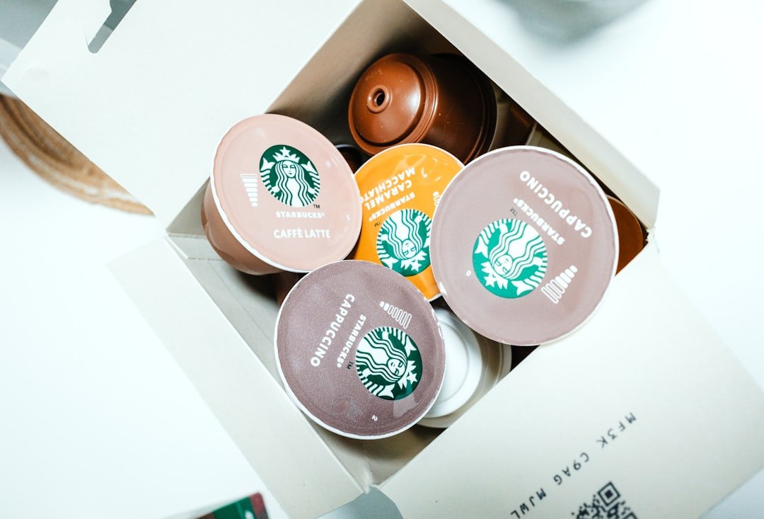 découvrez notre sélection de dosettes de café de qualité, offrant fraîcheur et saveur pour une tasse parfaite à chaque utilisation.