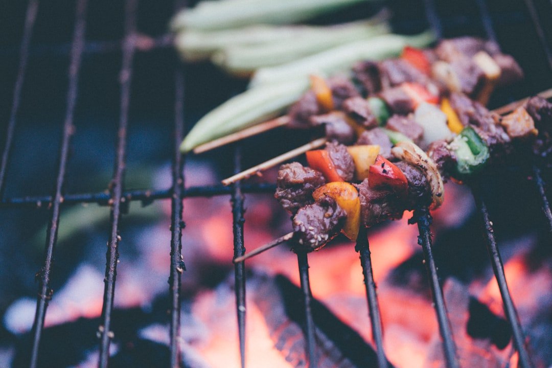 découvrez des idées créatives et faciles pour fabriquer votre propre barbecue diy à la maison. profitez de conseils pratiques pour un barbecue personnalisé et économique.