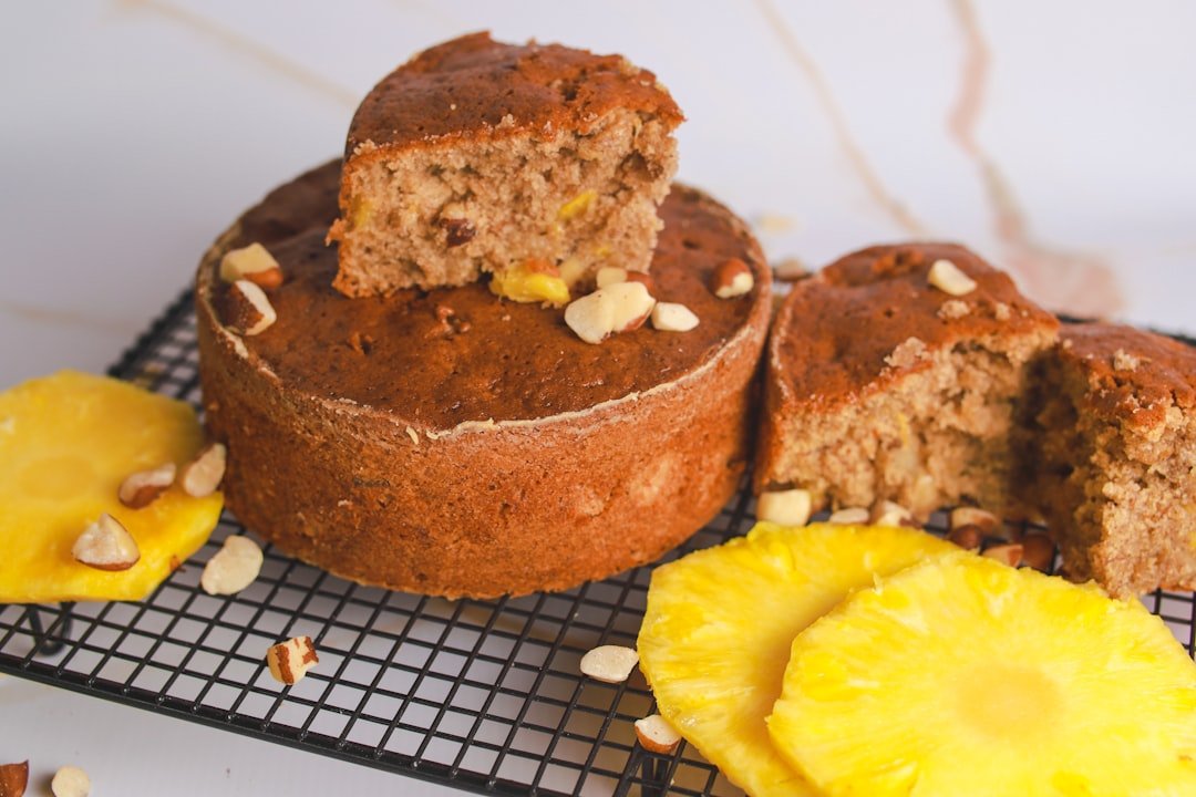 découvrez comment préparer un délicieux gâteau à l'air fryer facilement et rapidement pour des desserts moelleux et savoureux.