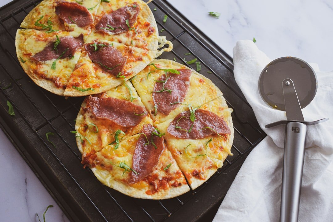 découvrez comment cuisiner facilement et sainement avec une friteuse à air : recettes rapides, astuces pratiques et conseils pour des plats croustillants sans huile.
