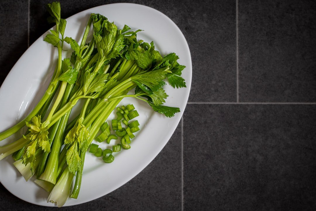 découvrez une variété de recettes savoureuses à base de céleri, faciles à préparer pour des repas sains et délicieux.