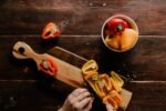 découvrez comment peler facilement un poivron pour vos recettes grâce à nos astuces simples et rapides.