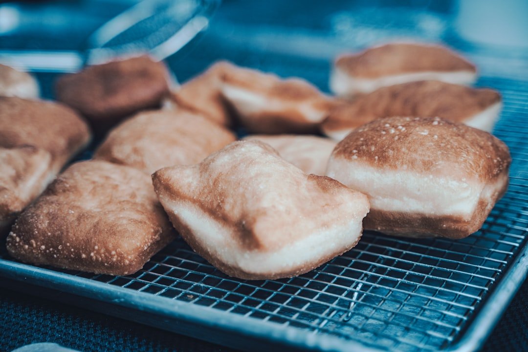 découvrez le support pour friteuse à air parfait pour optimiser la cuisson de vos aliments. profitez d'une cuisson uniforme et saine avec notre rack spécialement conçu pour friteuses à air.