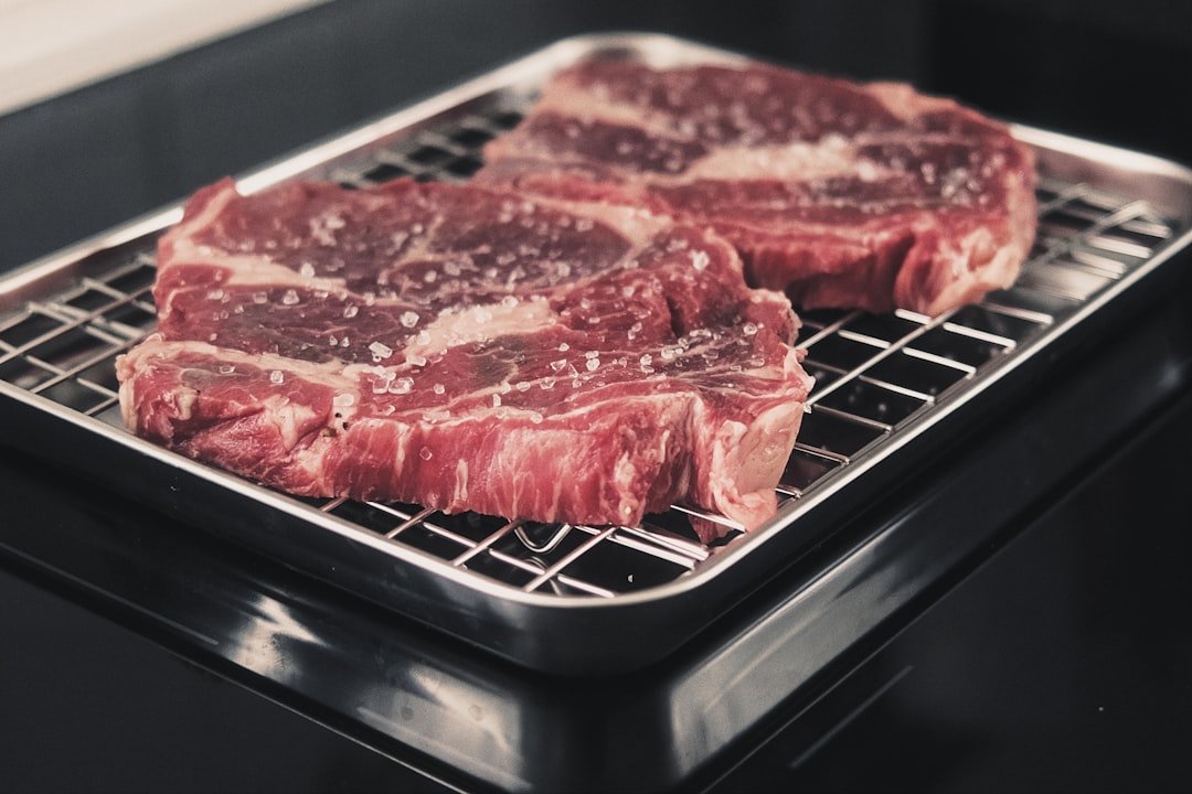 découvrez notre support pour friteuse à air, idéal pour cuire plusieurs aliments simultanément et optimiser l'espace dans votre appareil.