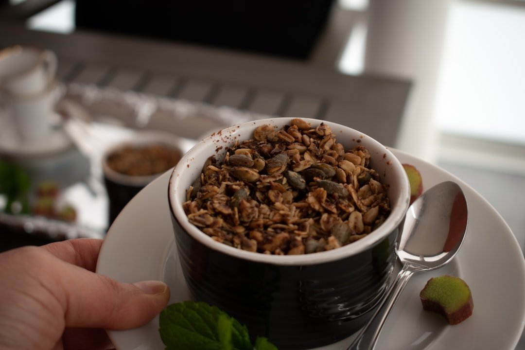 découvrez notre délicieuse recette de riz soufflé au chocolat, un en-cas croquant et gourmand parfait pour toutes les envies sucrées.