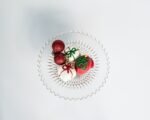 découvrez de délicieuses recettes de desserts de noël pour régaler vos convives pendant les fêtes. idées gourmandes et festives pour une table sucrée inoubliable.