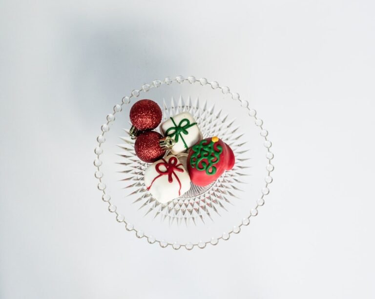 découvrez de délicieuses recettes de desserts de noël pour régaler vos convives pendant les fêtes. idées gourmandes et festives pour une table sucrée inoubliable.