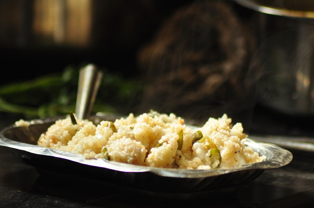 purée onctueuse de pommes de terre et céleri, une recette délicate et savoureuse pour accompagner vos plats.