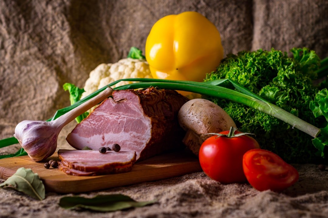 découvrez les meilleures méthodes pour préserver la saveur du jambon et garantir un goût optimal à chaque dégustation.