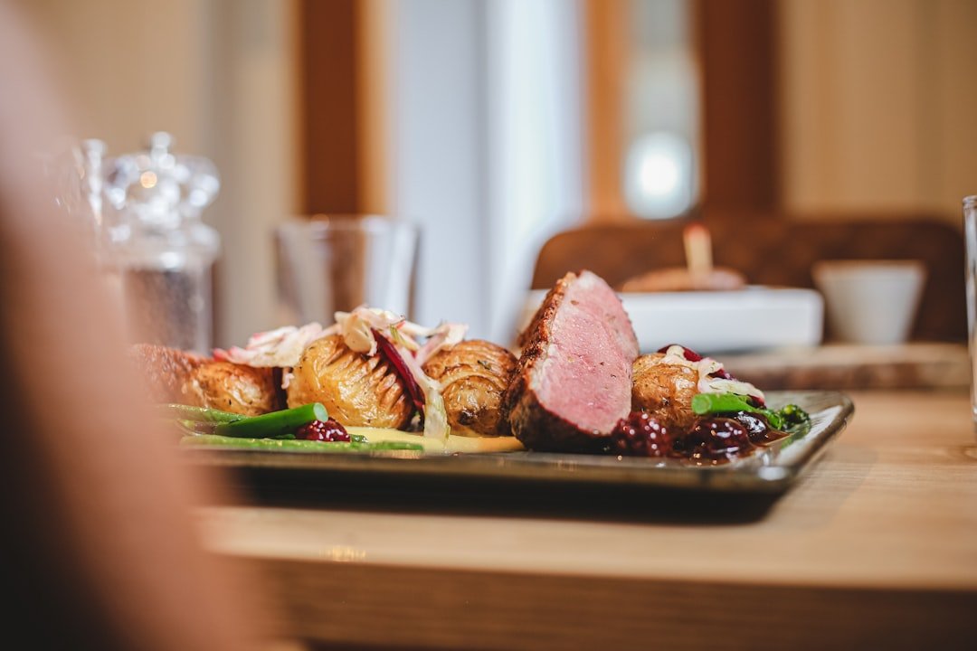 découvrez notre recette de magret de canard, une viande tendre et savoureuse idéale pour un repas gourmand et raffiné.